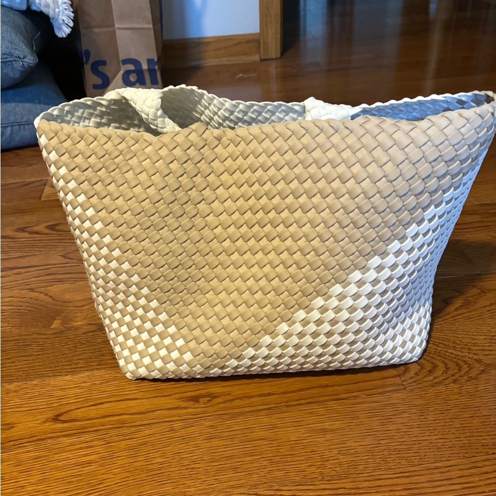 Naghedi St Barts Medium Tote in Athena